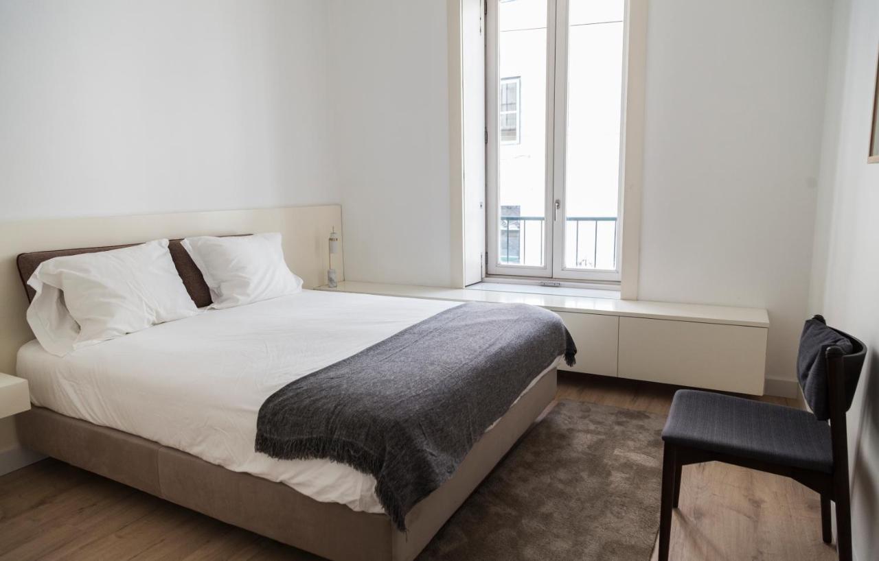 Classy 2Bdr Apartment In Downtown By Lovelystay Lisbona Esterno foto