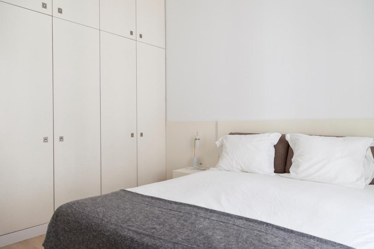 Classy 2Bdr Apartment In Downtown By Lovelystay Lisbona Esterno foto